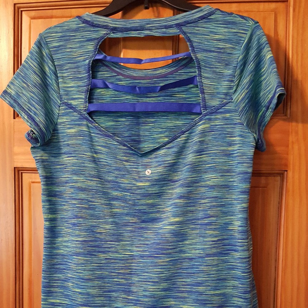 Xersion Women's Top Size Medium NWOT - Picture 8 of 13